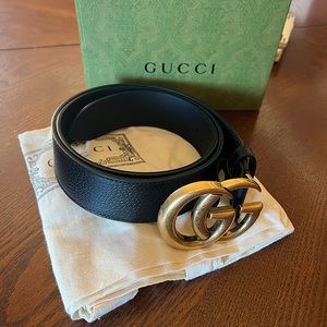 2019 Gucci Belt Black Leather, Gold Lettering Size 34